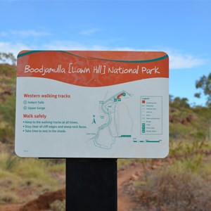 Upper Gorge Walk Track Sign