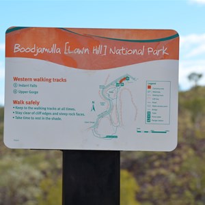 Upper Gorge Walk Track Junction Sign