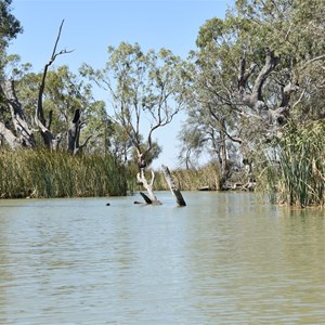 Nelbuck Creek Entrance - Ral Ral Creek