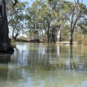 Nelbuck Creek Entrance - Ral Ral Creek