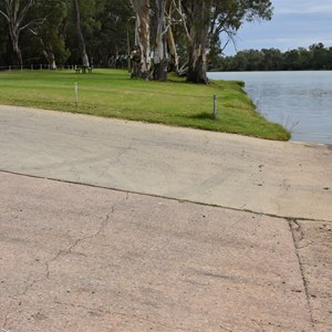 Martins Bend Boat Ramp