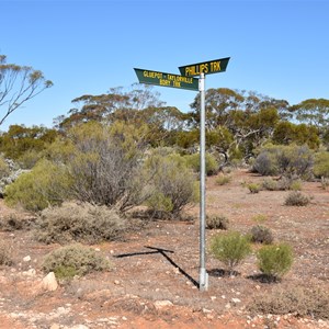 Gypsum Lunette Walk Carpark