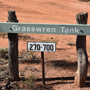 Grasswren Tank & Bird Hide