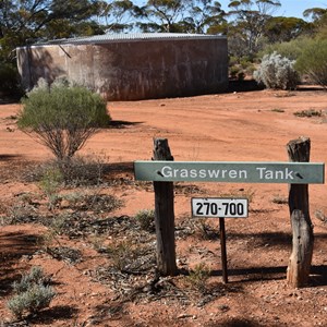 Grasswren Tank & Bird Hide