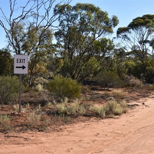 Cooltong Conservation Park Boundary Track Junction