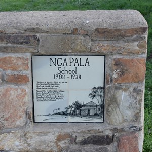 Ngapala