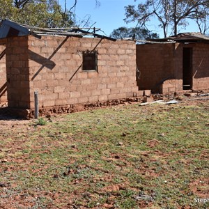Sundown Outstation Ruins