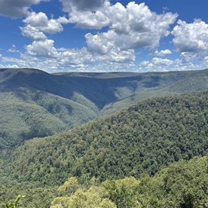 Devils Hole Lookout