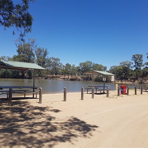 Sandy Point Free Camp