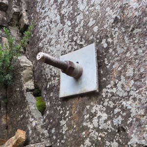 Rock bolt