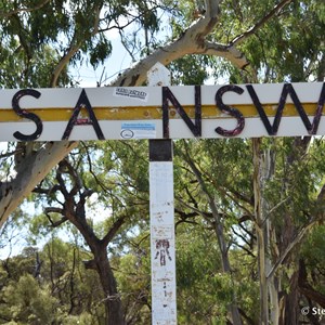 South Australia - New South Wales Murray River Border Marker