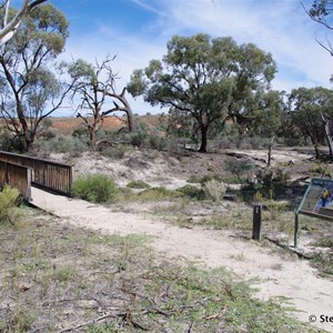 Border Cliffs Customs House Wetland Walk - Stop 1