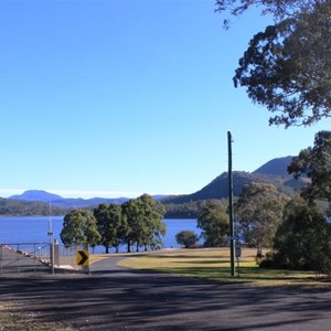 Lake Maroon and Maroon Dam retaining wall