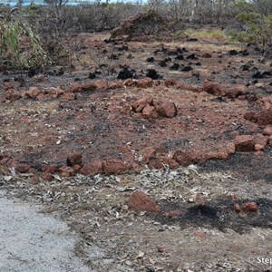 Wurrwurrwuy - Garanhan (Macassan Beach) Stone Pictures