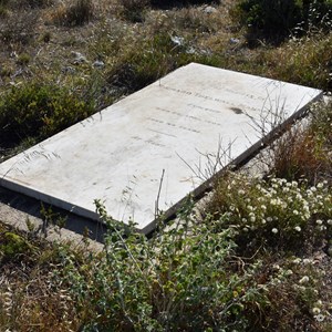 Old Yalata Homestead Cemetery 