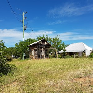 Croote Cottage and slat outbuilding