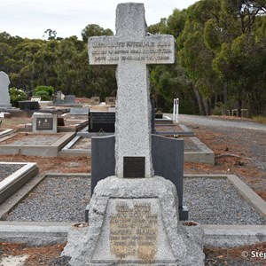 Stirling East Cemetery 