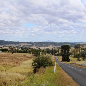 Approaching Crankies Plain Bridge from the East