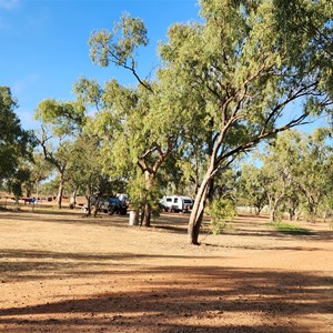 Munbililla (Tomato Island) Camp