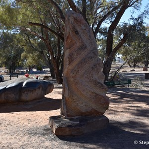 Fred Hollows Grave and Monument