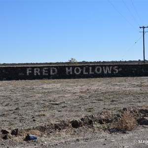 Fred Hollows Vision Way Memorial Walls