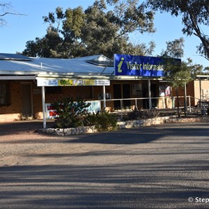 Lightning Ridge Visitor Information Centre