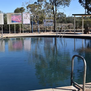 Lightning Ridge Bore Baths