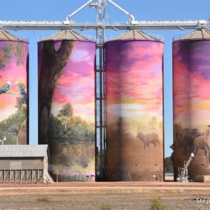 Thallon Silo Mural Viewing Area