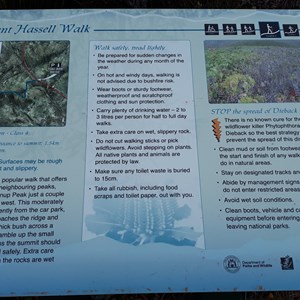 Mount Hassel carpark & walk trailhead