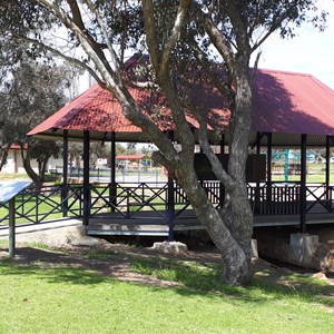 View from Cnr Albany Hwy & Spencer Street towards Apex Park