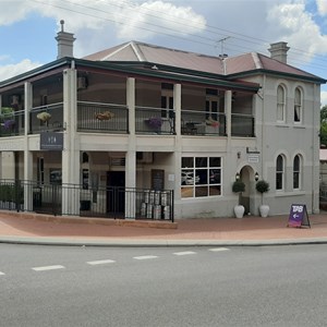 Mundaring Hotel