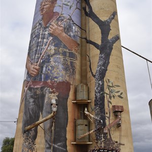 Patchewollock silo art