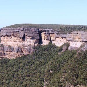 The left hand section of Kanangra Walls