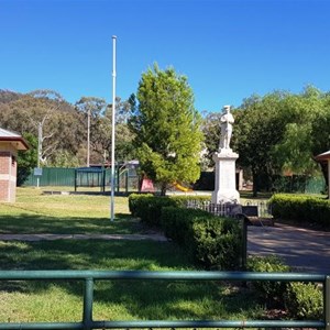 Tambar Springs Memorial Park