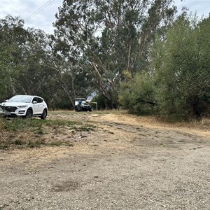 Gundowering Free Camp