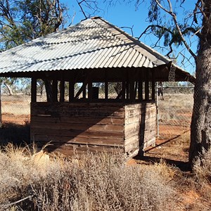 Hillview Hut