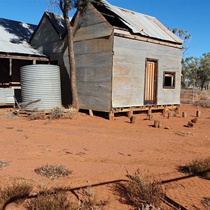 Hillview Hut