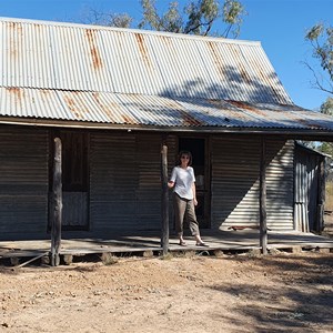 Redbank Hut