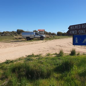 Milmed Rock Track and Border Track Intersection