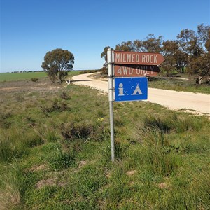 Milmed Rock Track and Border Track Intersection