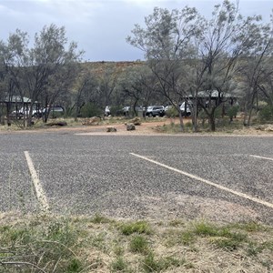 Ormiston Gorge Carpark & Kiosk