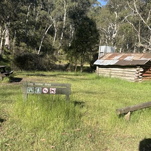 Bindaree Hut