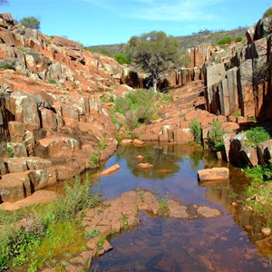 Kolay Mirica Falls
