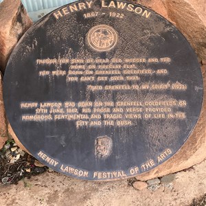 Henry Lawson Statues