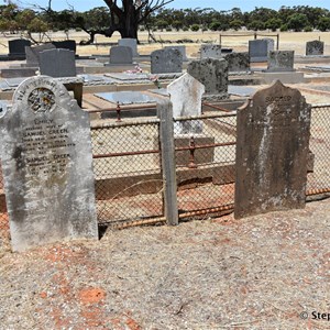 Farrell Flat Cemetery 