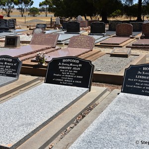 Farrell Flat Cemetery 