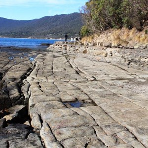 Tesseallated pavement upper level