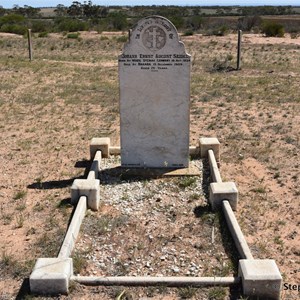 Bakara Cemetery