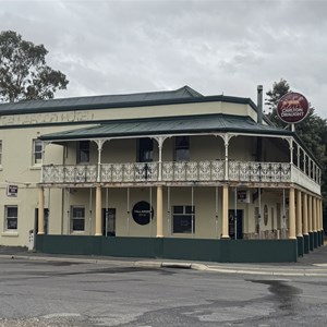 Tallarook Hotel