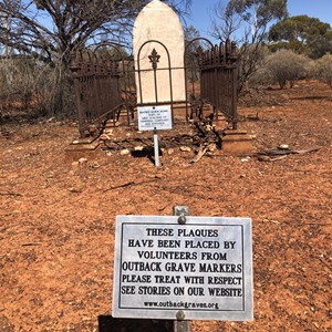 Kurnalpi Cemetery
